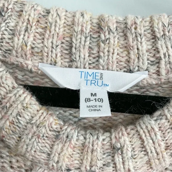 Bundle of Cable Knit Sweaters - Picture 7 of 9